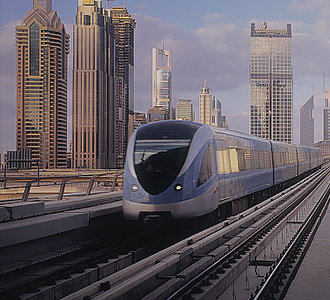 工業(yè)級主板選型與維護終極指南：打造高可靠工業(yè)控制系統(tǒng)